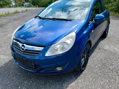 Gebraucht Opel Corsa 80 PS (58 kW) 2009 Blau Kleinwagen