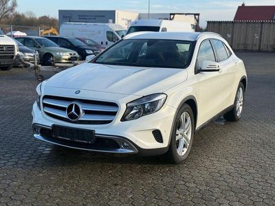 Mercedes GLA220