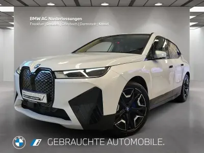 Gebraucht BMW iX Sport Line 384 kW (523 PS) 2023 Weiß SUV