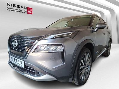 Neu Nissan X-Trail Tekna 213 PS (156 kW) 2026 Grau SUV