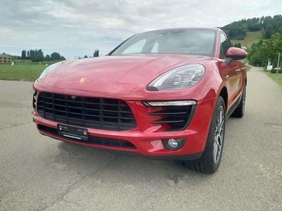 Rot Gebraucht 2017 Porsche Macan S SUV | 45.900 € (Etwas zu teuer)