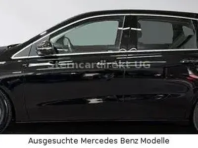 Usata Mercedes B250 Progressive 224 CV (164 kW) 2025 Nero Monovolume