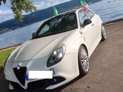 Weiß Gebraucht 2011 Alfa Romeo Giulietta Kleinwagen | 7.000 € (Teuer)