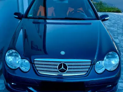 Gebraucht Mercedes CL180 143 PS (105 kW) 2006 Schwarz Coupé
