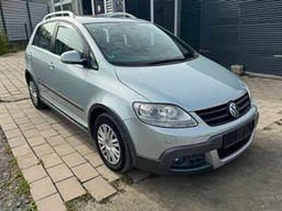 Second-hand VW Golf V 105 CP (77 kW) 2007 Verde Berlinǎ