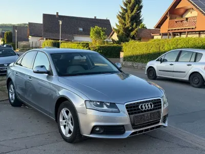 Gebraucht Audi A4 Attraction 179 PS (131 kW) 2009 Grau Limousine