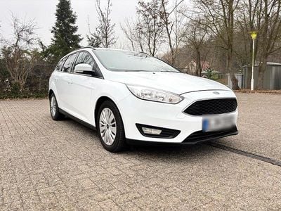 Weiß Gebraucht 2018 Ford Focus Kombi | 6.299 € (Superpreis)