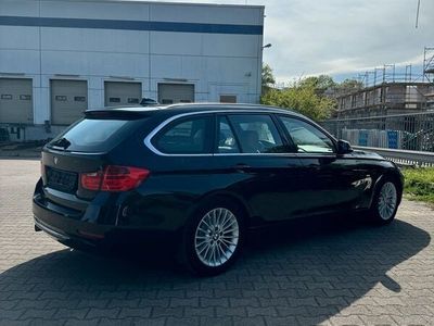 gebraucht BMW 318 D Luxury Touring Navi Automatik