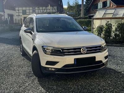 Gebraucht VW Tiguan Allspace Highline 190 PS (139 kW) 2019 Weiß SUV