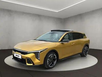 Nouă Kia K4 179 CP (131 kW) 2026 Auriu Berlinǎ