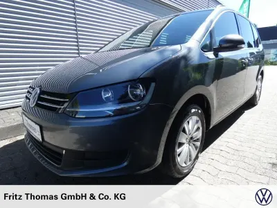 Gebraucht VW Sharan Comfortline 150 PS (110 kW) 2022 Grau Van / Kleinbus