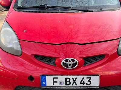 Rot Gebraucht 2006 Toyota Aygo Kleinwagen | 400 € (Superpreis)