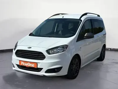 Gebraucht Ford Tourneo 101 PS (74 kW) 2018 Weiß Van / Kleinbus
