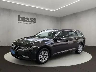 Gebraucht VW Passat Business 122 PS (89 kW) 2022 Grau Kombi