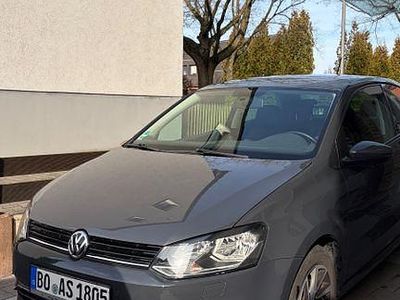 Gebraucht VW Polo Sound 75 PS (55 kW) 2017 Grau Kleinwagen