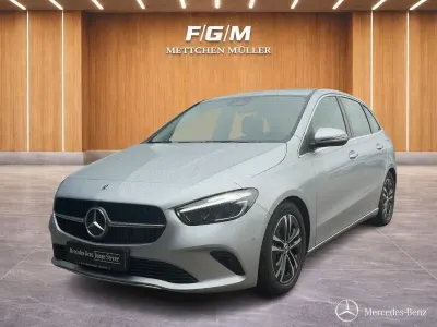 Gebraucht Mercedes B180 Progressive 136 PS (100 kW) 2025 Lack hightechsilber Kleinwagen