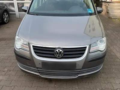 Gebraucht VW Touran 115 PS (84 kW) 2009 Grau Van / Kleinbus