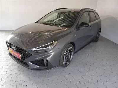 Neu Hyundai i30 N Line 140 PS (102 kW) 2025 Grau Kombi