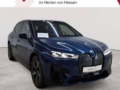 Phytonicblau metallic Gebraucht 2022 BMW iX M Sport SUV | 53.190 € (Superpreis)