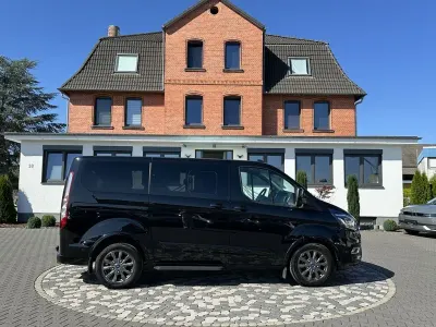 Gebraucht Ford Transit Custom Titanium X 185 PS (136 kW) 2022 Obsidianschwarz metallic Van / Kleinbus