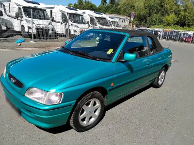 Gebraucht Ford Escort Cabriolet 90 PS (66 kW) 1994 Blau Cabrio
