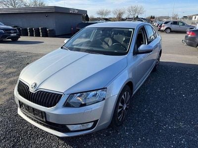 Gebraucht Skoda Octavia Style 150 PS (110 kW) 2016 Silber Kleinwagen