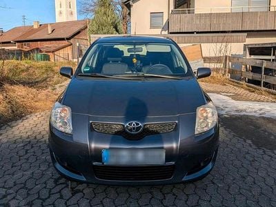 Gebraucht Toyota Auris 97 PS (71 kW) 2007 Grau Kleinwagen