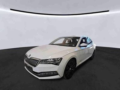 gebraucht Skoda Superb 2.0TDI L&K/MATRIX/AHK/ACC/MEMORY/SHZ+LEKR
