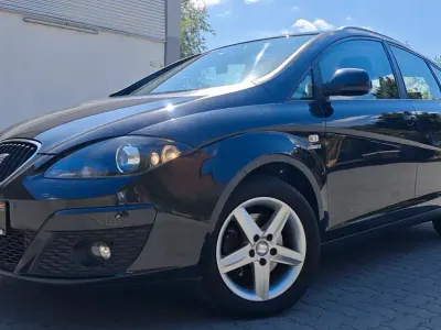 Gebraucht Seat Altea 105 PS (77 kW) 2010 Schwarz Van / Kleinbus