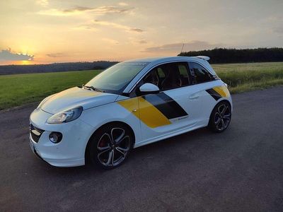 Gebraucht Opel Adam S 150 PS (110 kW) 2015 Kleinwagen