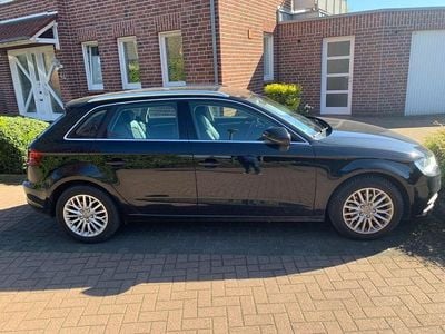 Gebraucht Audi A3 Ambiente 125 PS (91 kW) 2013 Schwarz Limousine