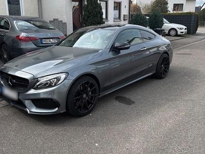 Gebraucht Mercedes C300 245 PS (180 kW) 2017 Grau Coupé
