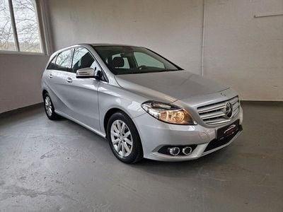 Usata Mercedes B180 109 CV (80 kW) 2012 Argento Monovolume