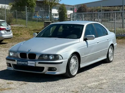 Second-hand BMW 530 Lifestyle 193 CP (141 kW) 2002 Argintiu Berlinǎ