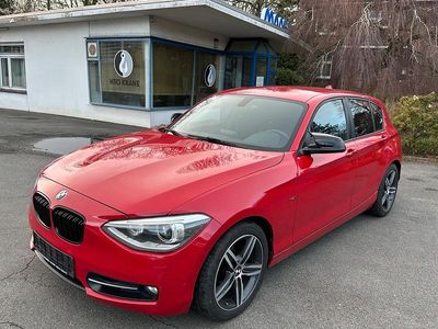 Gebraucht BMW 118 Sport Line 170 PS (125 kW) 2011 Rot Kleinwagen