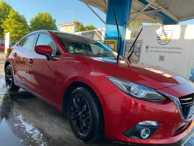 Gebraucht Mazda 3 120 PS (88 kW) 2014 Rot Limousine