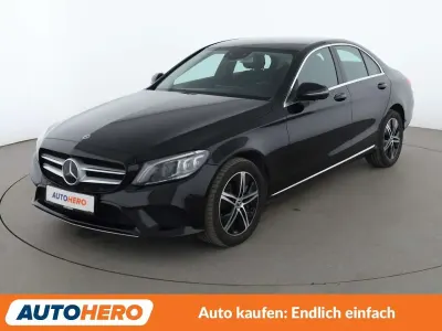 Gebraucht Mercedes C400 Avantgarde 333 PS (244 kW) 2020 Obsidianschwarz Limousine