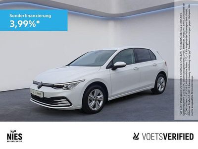 Gebraucht VW Golf VIII Life 116 PS (85 kW) 2023 Weiß Limousine