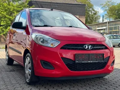 Gebraucht Hyundai i10 Classic 69 PS (50 kW) 2012 Rot Kleinwagen