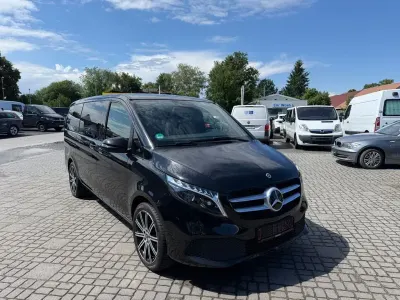Gebraucht Mercedes V300 Edition 237 PS (174 kW) 2023 Schwarz Van / Kleinbus