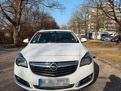 Gebraucht Opel Insignia 170 PS (125 kW) 2016 Weiß Kombi