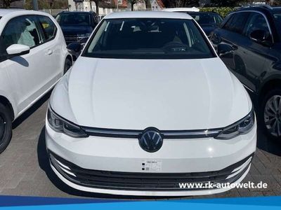 Gebraucht VW Golf VIII Move 150 PS (110 kW) 2023 Weiss Limousine
