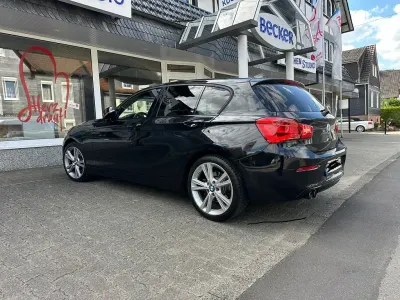 Gebraucht BMW 120 Sport Line 184 PS (135 kW) 2018 Schwarz Kleinwagen