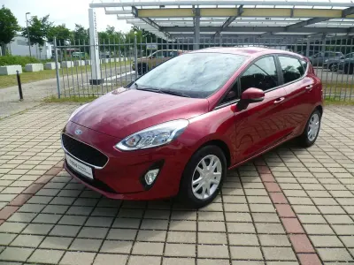 Gebraucht Ford Fiesta 86 PS (63 kW) 2017 Rubyrot (metallic) Kleinwagen