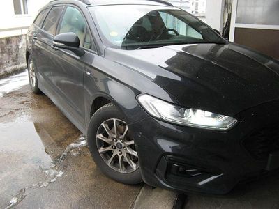 Gebraucht Ford Mondeo ST-Line 150 PS (110 kW) 2022 Schwarz Limousine