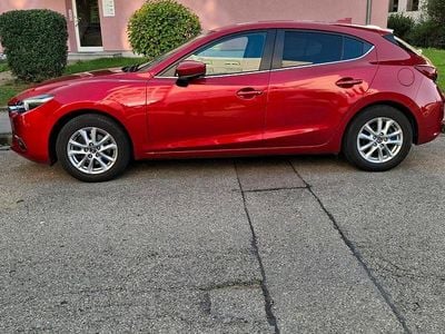 Rot Gebraucht 2017 Mazda 3 Kombi | 12.000 € (Guter Preis)