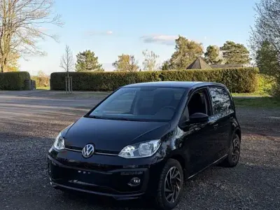 Usado VW up! Join 75 CV (55 kW) 2018 Negro Utilitario