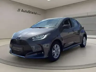 Używany Mazda 2 Comfort 116 KM (85 kW) 2023 Szary Hatchback