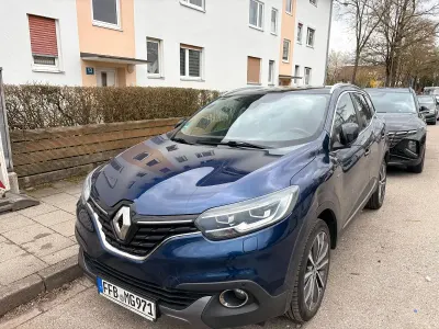 Gebraucht Renault Kadjar Bose Edition 131 PS (96 kW) 2016 Blau SUV