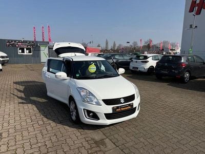 Usado Suzuki Swift Club 94 HP (69 kW) 2016 Branco Citadino